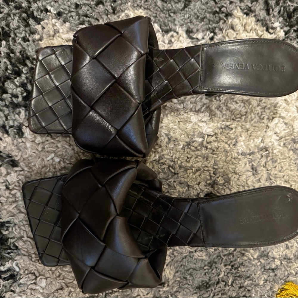 Bottega Veneta Black Quilted Sandals